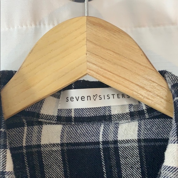 🧿 Button-Down Flannel Dress - Picture 2 of 6